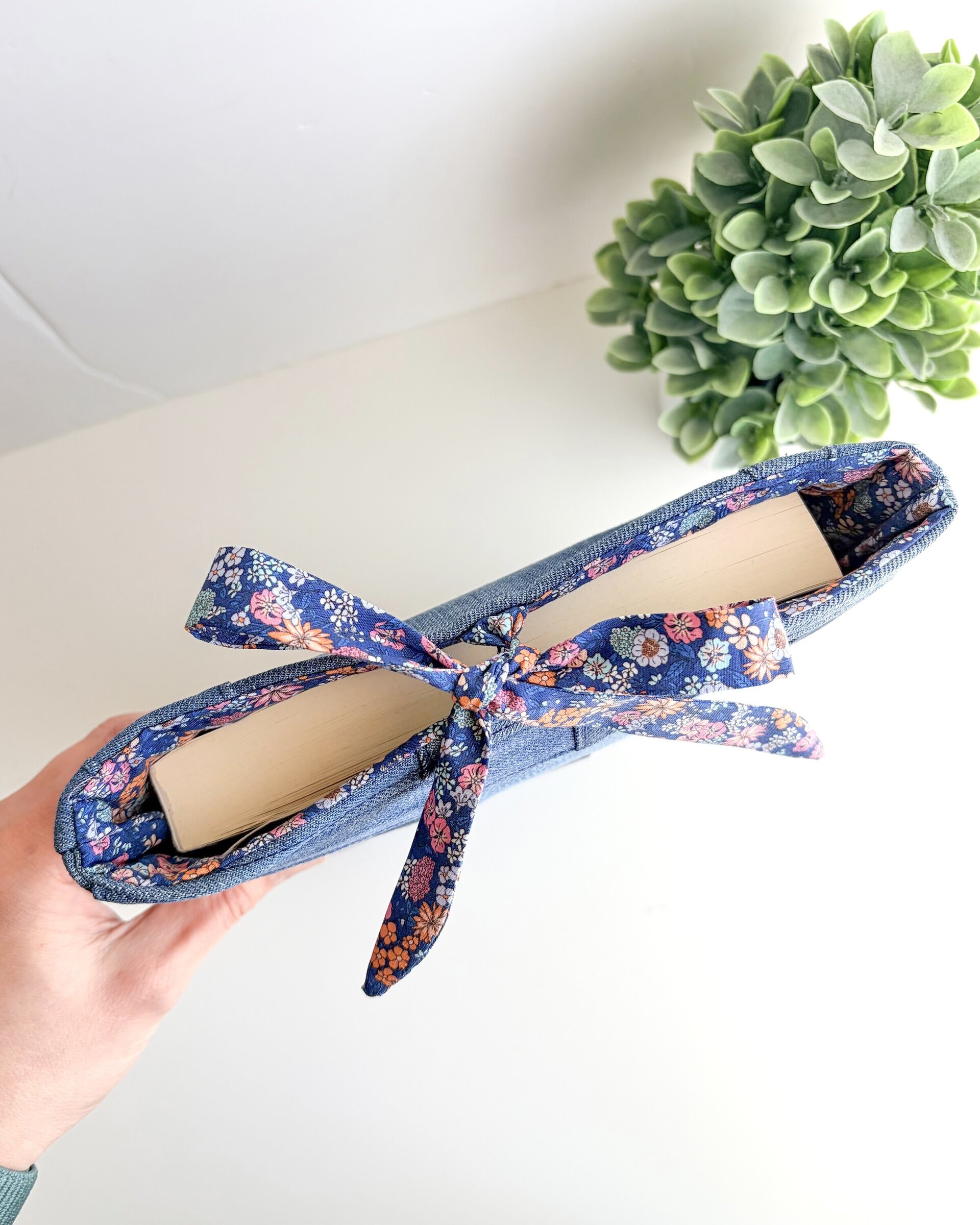 Funda literaria Laci - 3